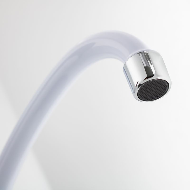 LLAVE-SENCILLA-LAVAPLATOS-DE-PARED-EN-ABS-BLANCA-Y-CROMADA-MANIJA-TIPO-POMO