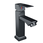LLAVE SENCILLA LAVAMANOS EN ZINC COLOR NEGRO